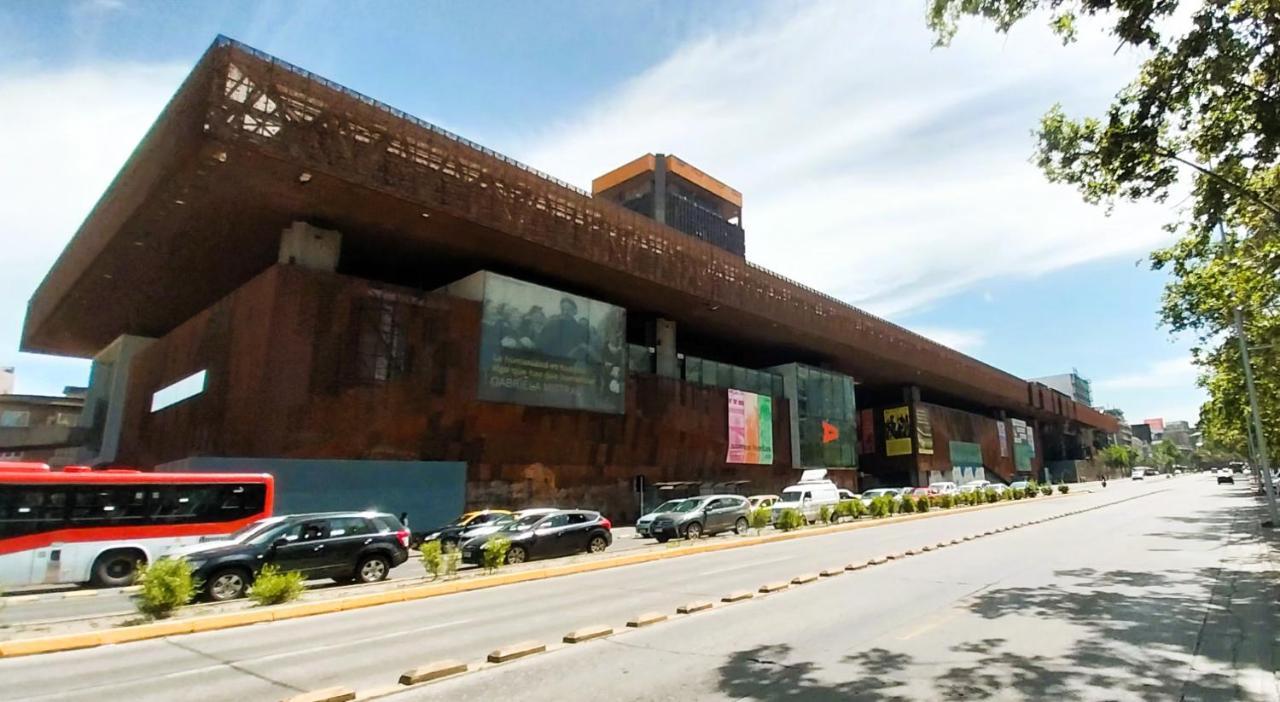 Apt Barrio Historico 3 Min Metro, Wifi, Netflik, Comodidad Santiago Exterior photo